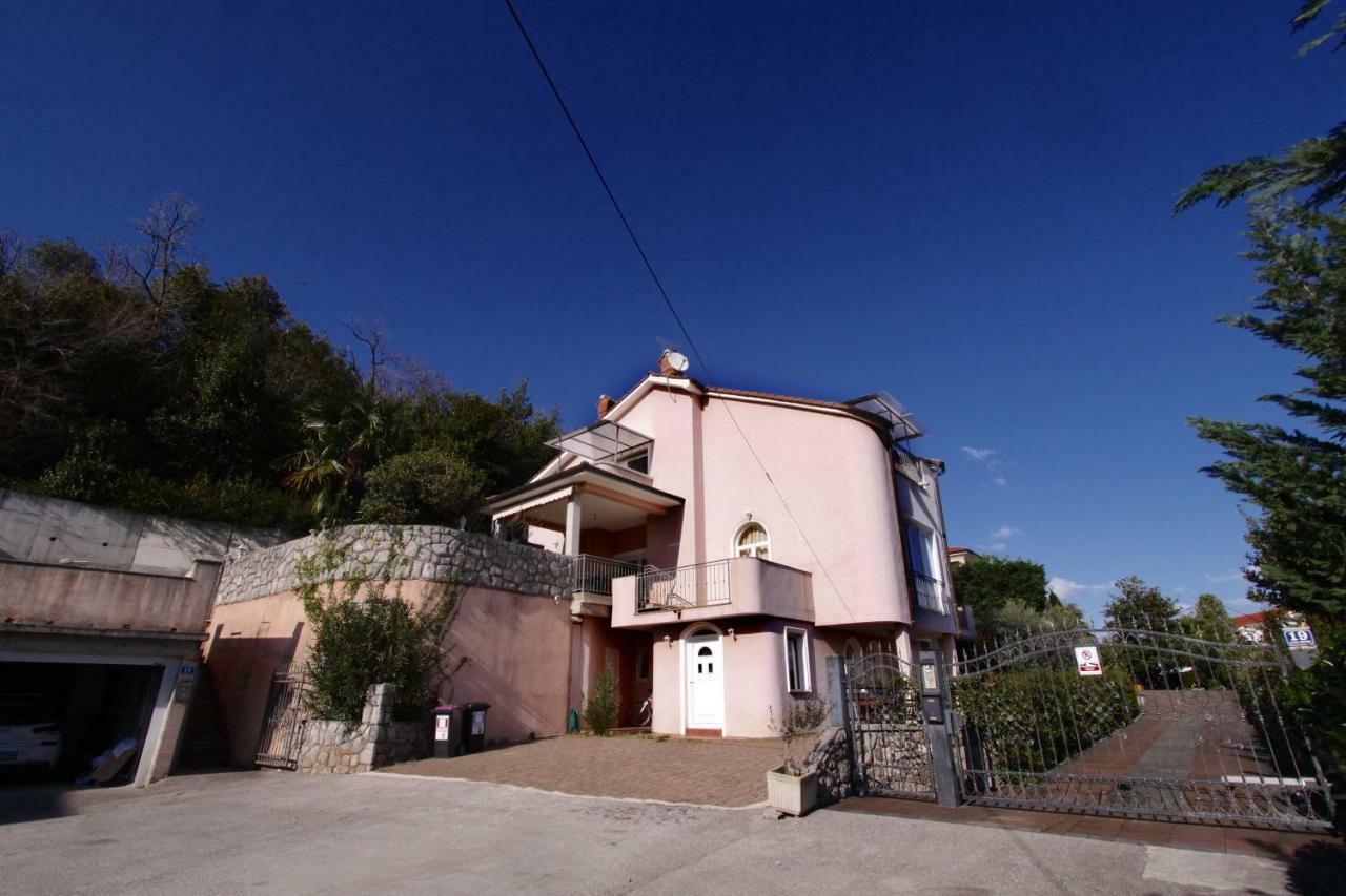 Villa Mihaela Ičići Exterior foto