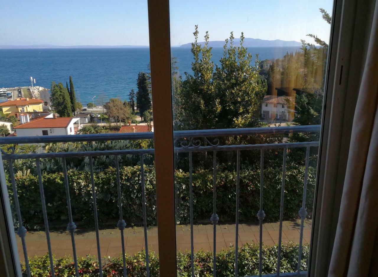Villa Mihaela Ičići Exterior foto